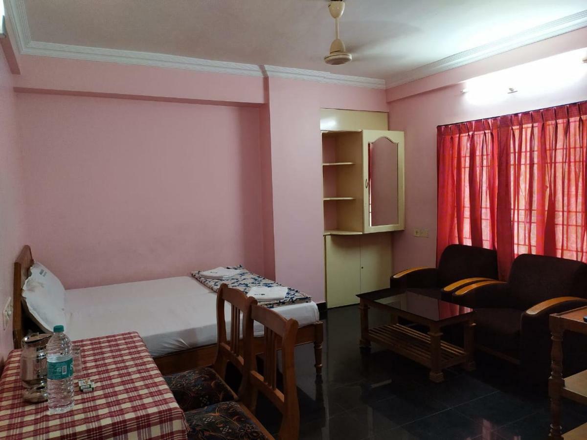Manjalikulam Tourist Home Thiruvananthapuram Dış mekan fotoğraf