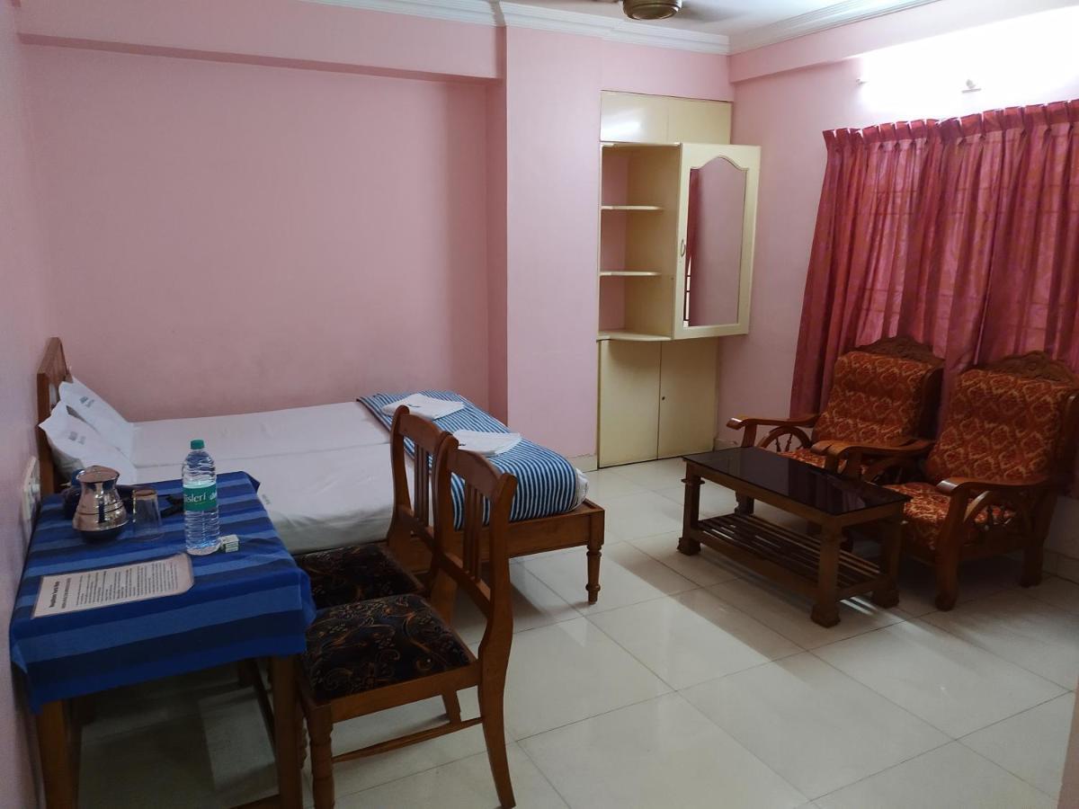 Manjalikulam Tourist Home Thiruvananthapuram Dış mekan fotoğraf